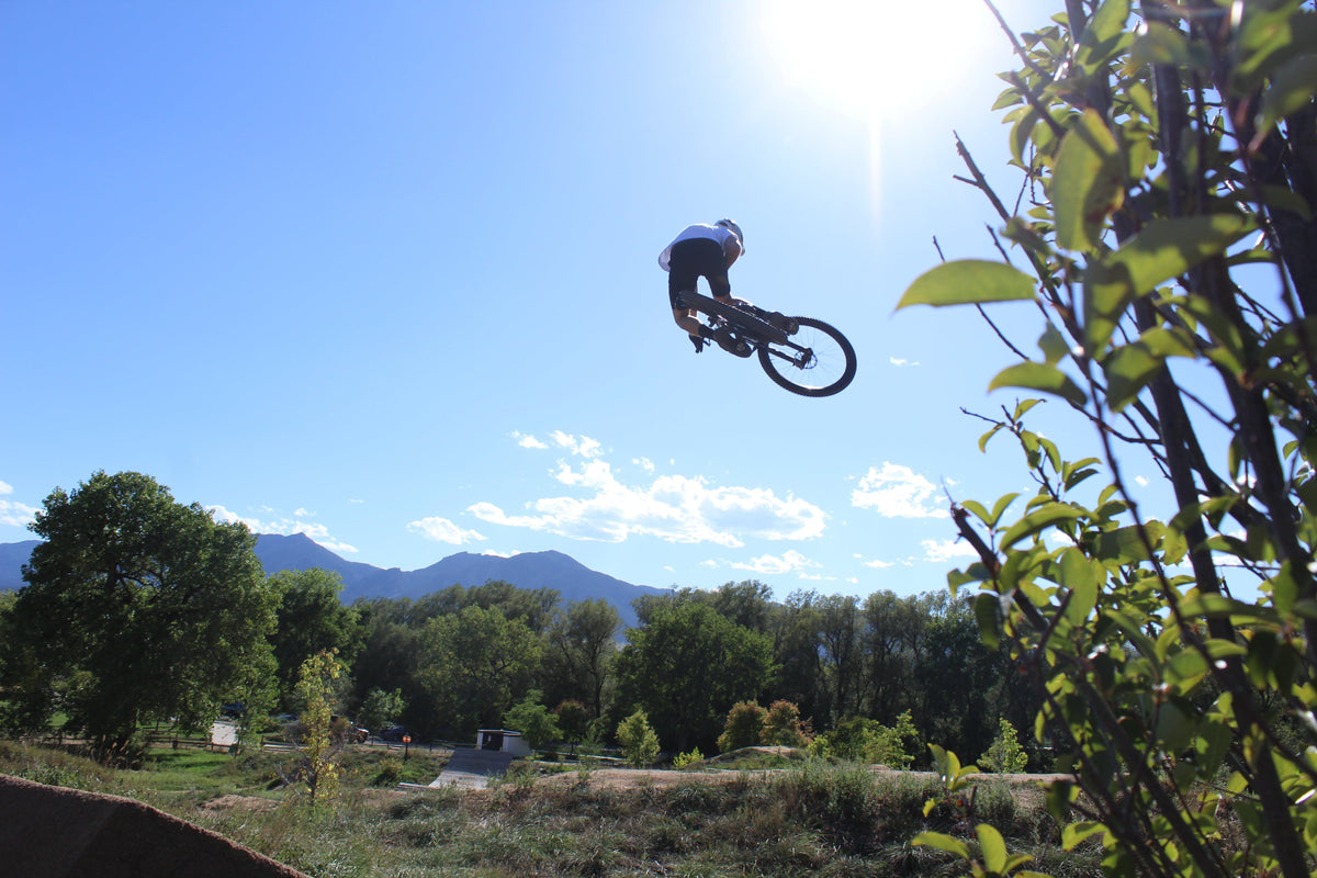 Men's Uprising XR Shorts-Shorts-ELEVENPINE